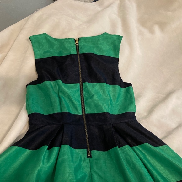 Charming Charlies - Striped Navy / Green sleeveless dress - size M (6) - Picture 2 of 7